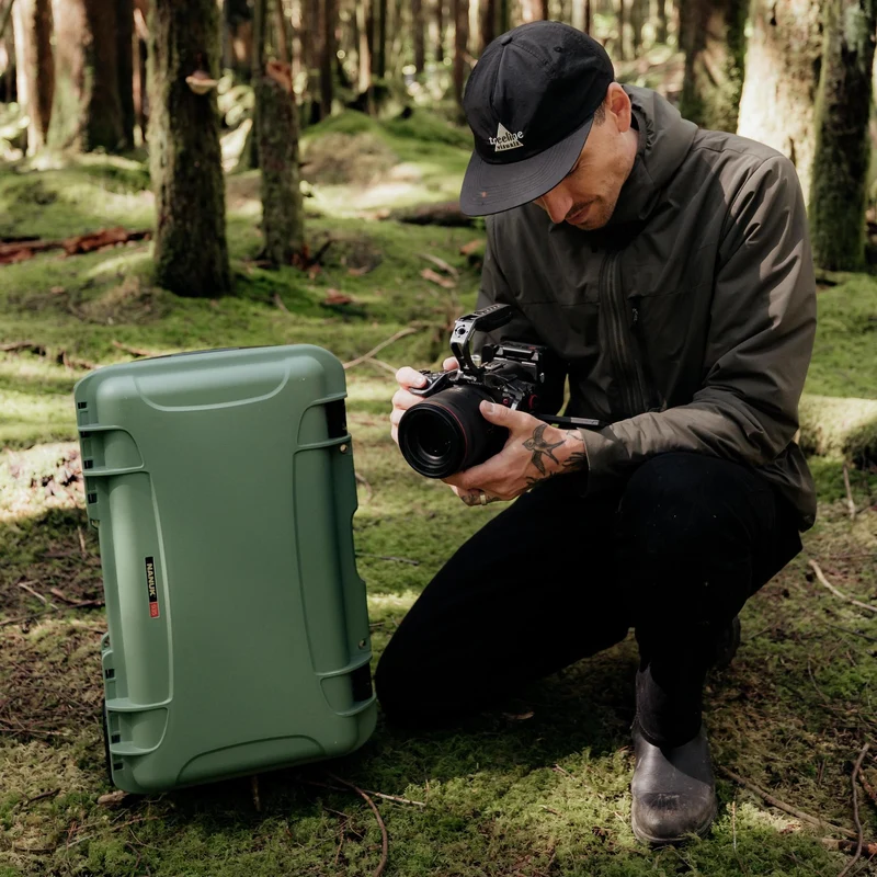 NANUK 935 Camera Case - Pro Photo Kit