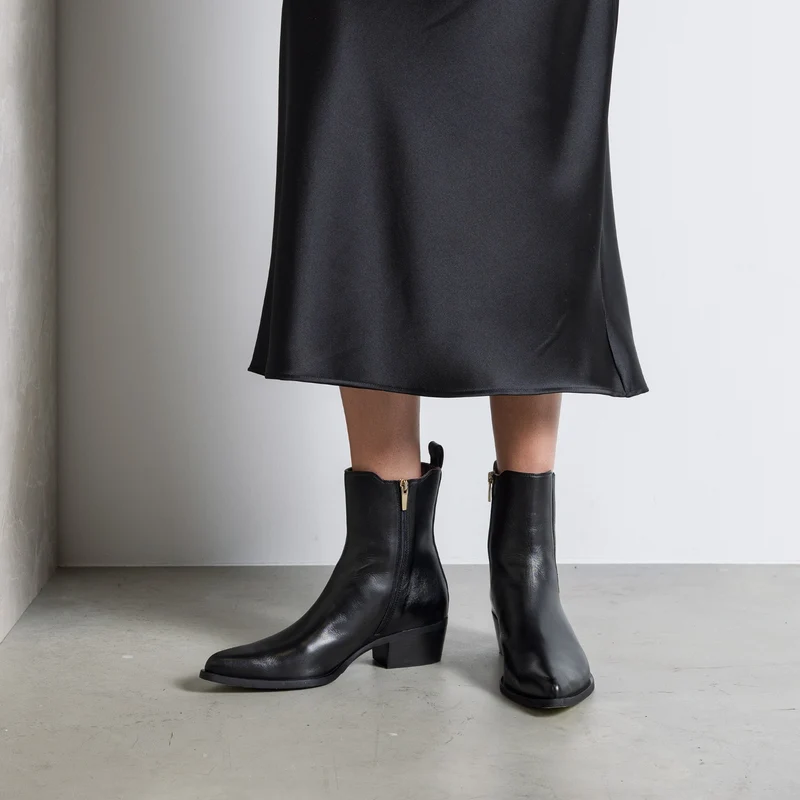 Isabel Bernard Vendôme Amandine Schwarz Kalbsleder Stiefel IB53010-001-38