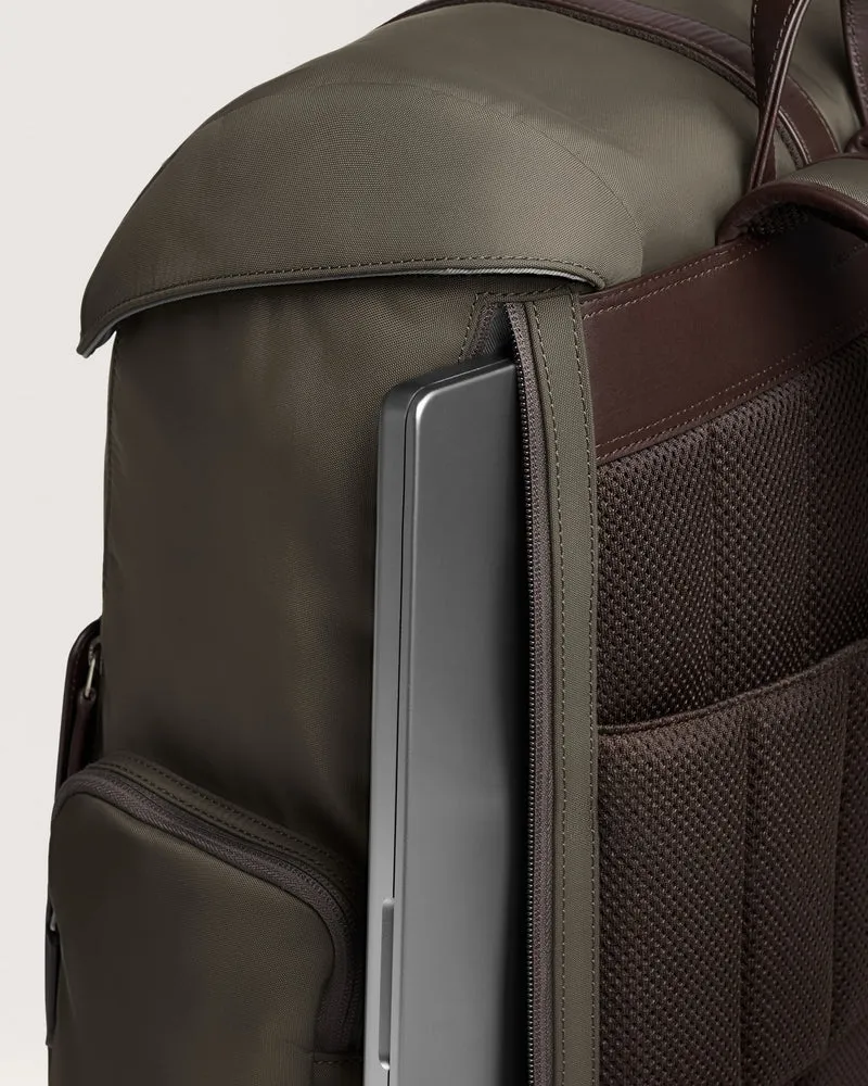 Traverse Backpack