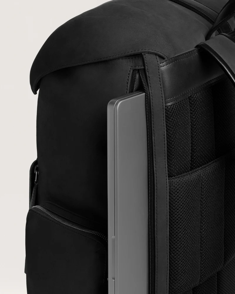 Traverse Backpack