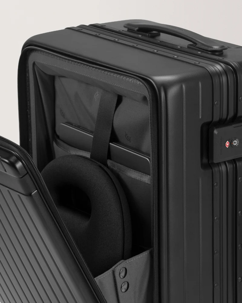 Premium Audio Travel Set