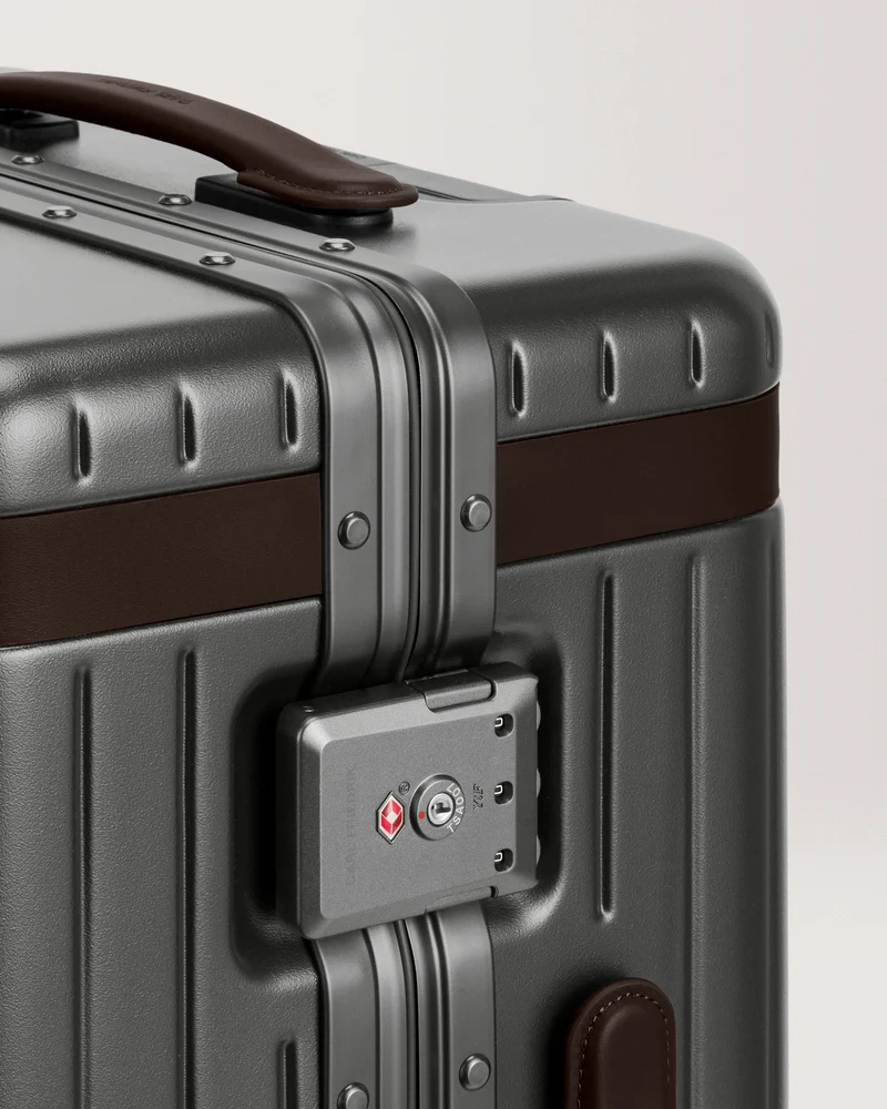 The Large Carry-on
