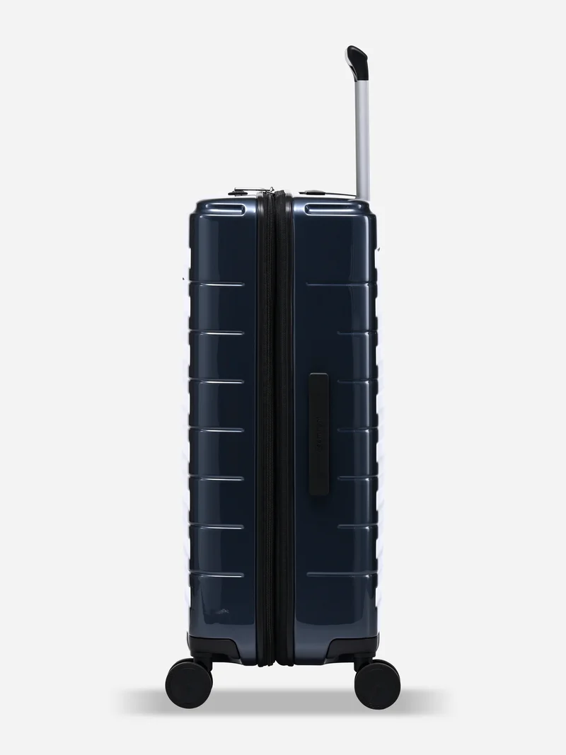 Voyager - Medium (Expandable) / Black