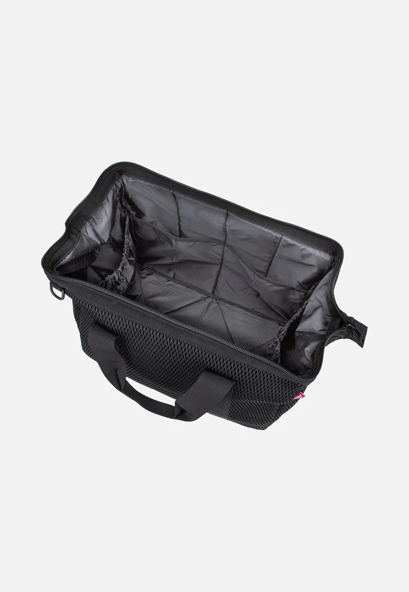 Allrounder L Mesh Black - Weekender