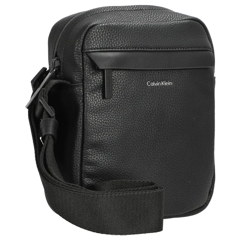 Calvin Klein Must Reporter - Umhängetasche 24 cm (schwarz)