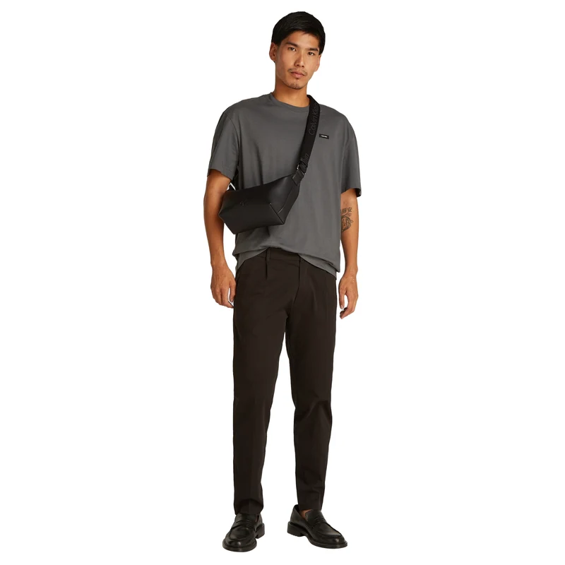 Calvin Klein Ultralight - Umhängetasche 21 cm (schwarz)