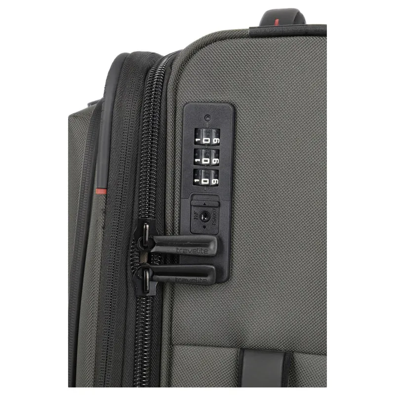Travelite Crosslite - 4-Rollen-Kabinentrolley S 55 cm erw. (oliv)