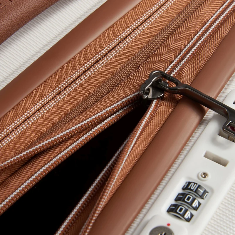 Delsey Paris Chatelet Air 2.0 - 4-Rollen-Kabinentrolley 55 cm erw. 14" USB (angora)