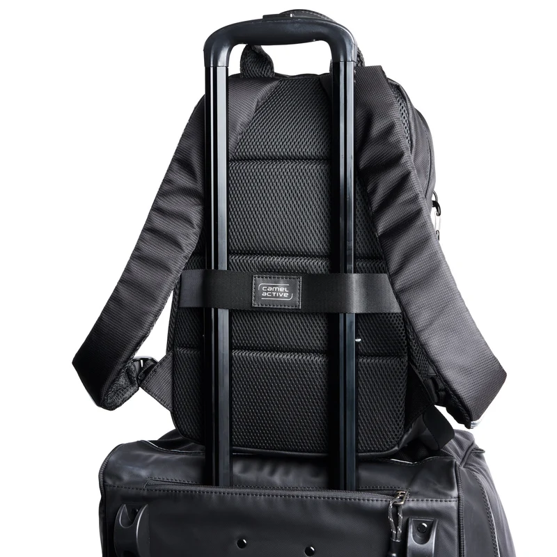 Camel Active Connect Backpack - Rucksack/Reiserucksack L 15" 42 cm (black)