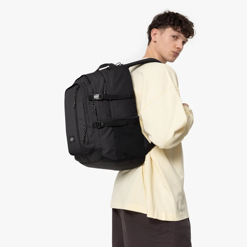 Eastpak Selection Volker Pro - Rucksack 16" 50 cm (black pro)