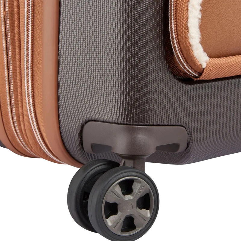 Delsey Paris Chatelet Air 2.0 - 4-Rollen-Kabinentrolley 55 cm erw. 14" USB (braun)