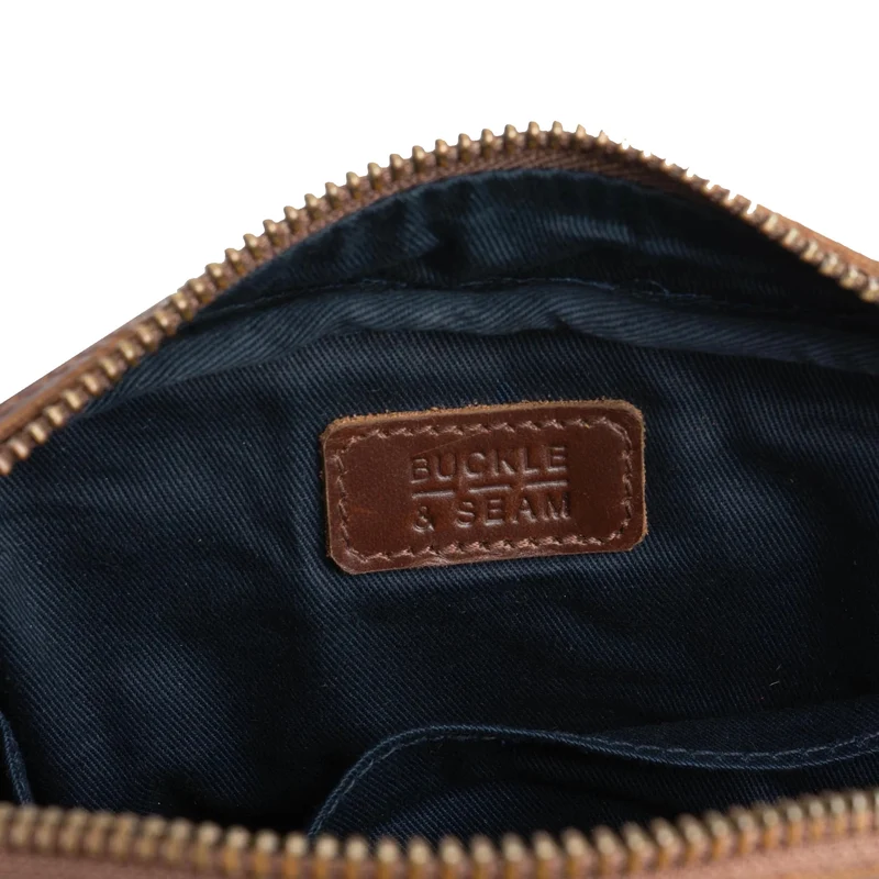 Buckle & Seam Collector - Umhängetasche 23 cm (brown)