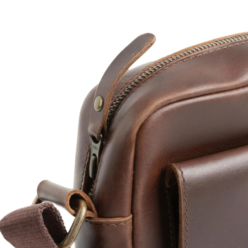Buckle & Seam Collector - Umhängetasche 23 cm (brown)