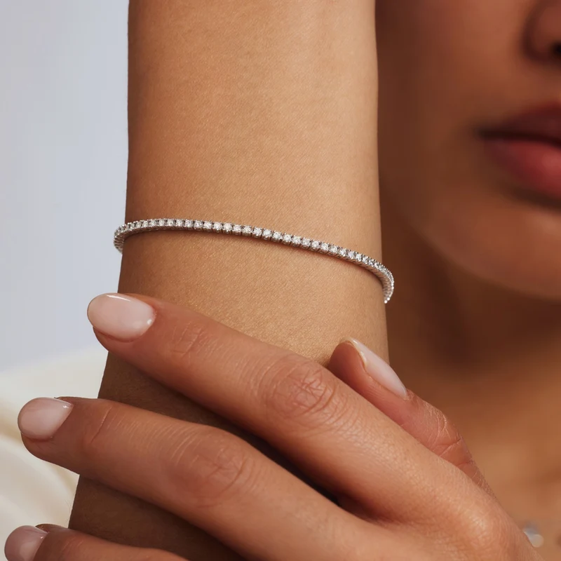 Isabel Bernard De la Paix Madeline 14 Karat | Weißgold Tennis Armband | Diamant 1.08 Karat | IBD320006