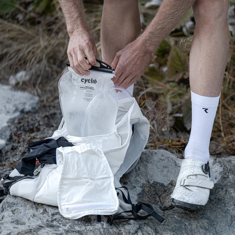 Cyclite Hydration Bladder / 01 - Trinkblase 2 Liter (transparent)