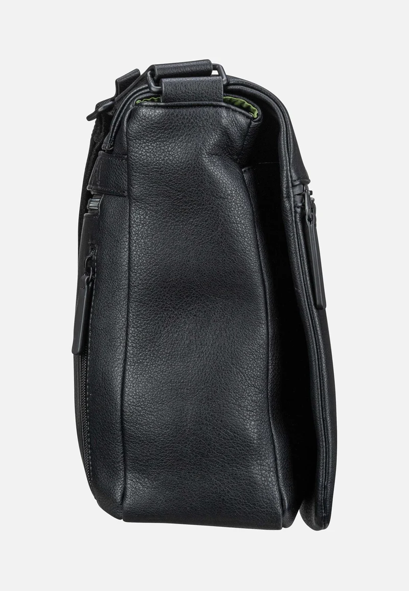 Riga Flap L Black - Messenger Bag