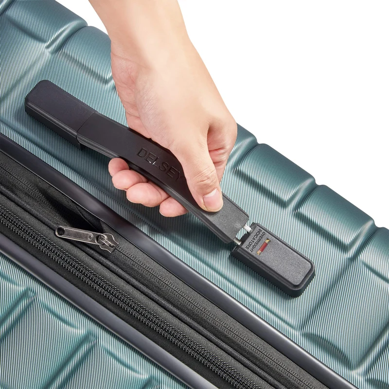 Delsey Paris Shadow 5.0 - 4-Rollen-Trolley erw. 75 cm (grün)