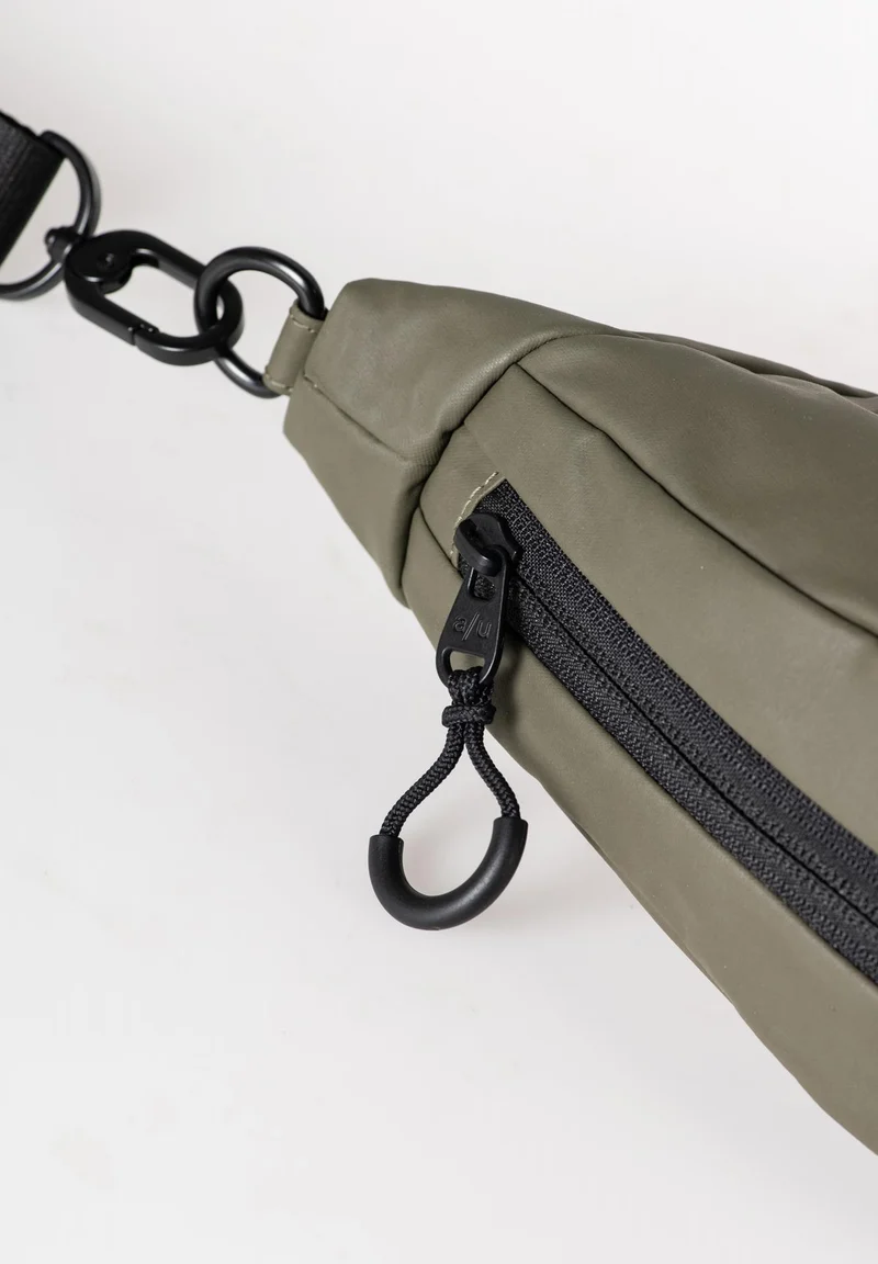 Aunts & Uncles Yoshii RE Halfmoon Bag fallen rock