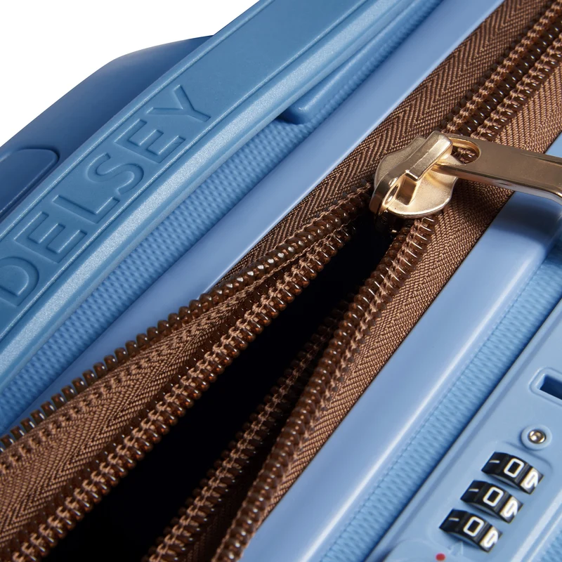Delsey Paris Freestyle - 4-Rollen-Trolley 67 cm (himmelblau)