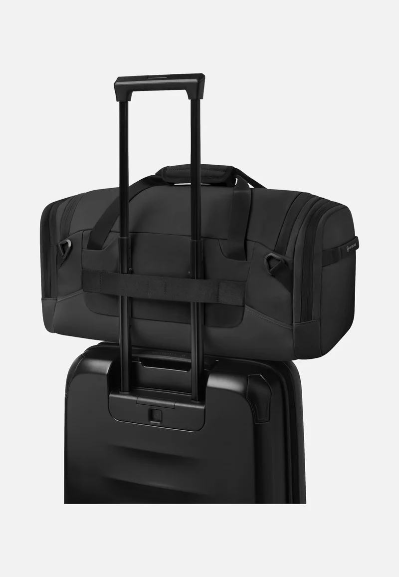 Altmont Modern 2-Way Bag Black - Weekender