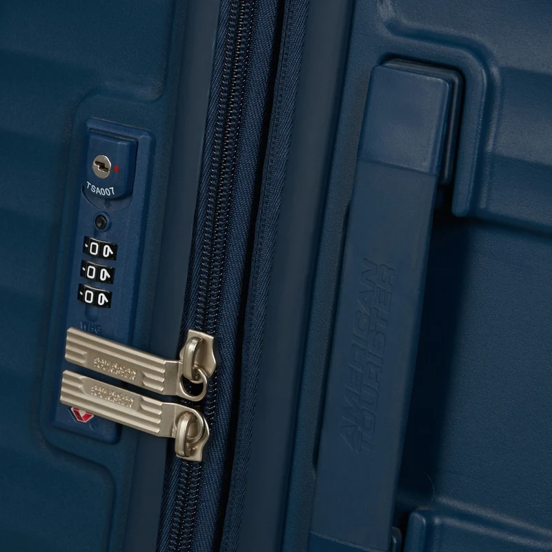 American Tourister Diablast - 4-Rollen-Trolley 68 cm erw. (darkwave blue)
