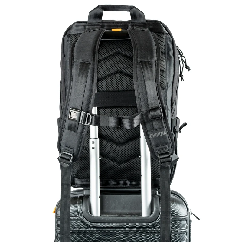 Chrome Recruit 22L - Rucksack 16" 46 cm (black)