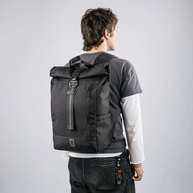Chrome Initiate 26L Backpack - Rucksack 16" 47 cm (black)