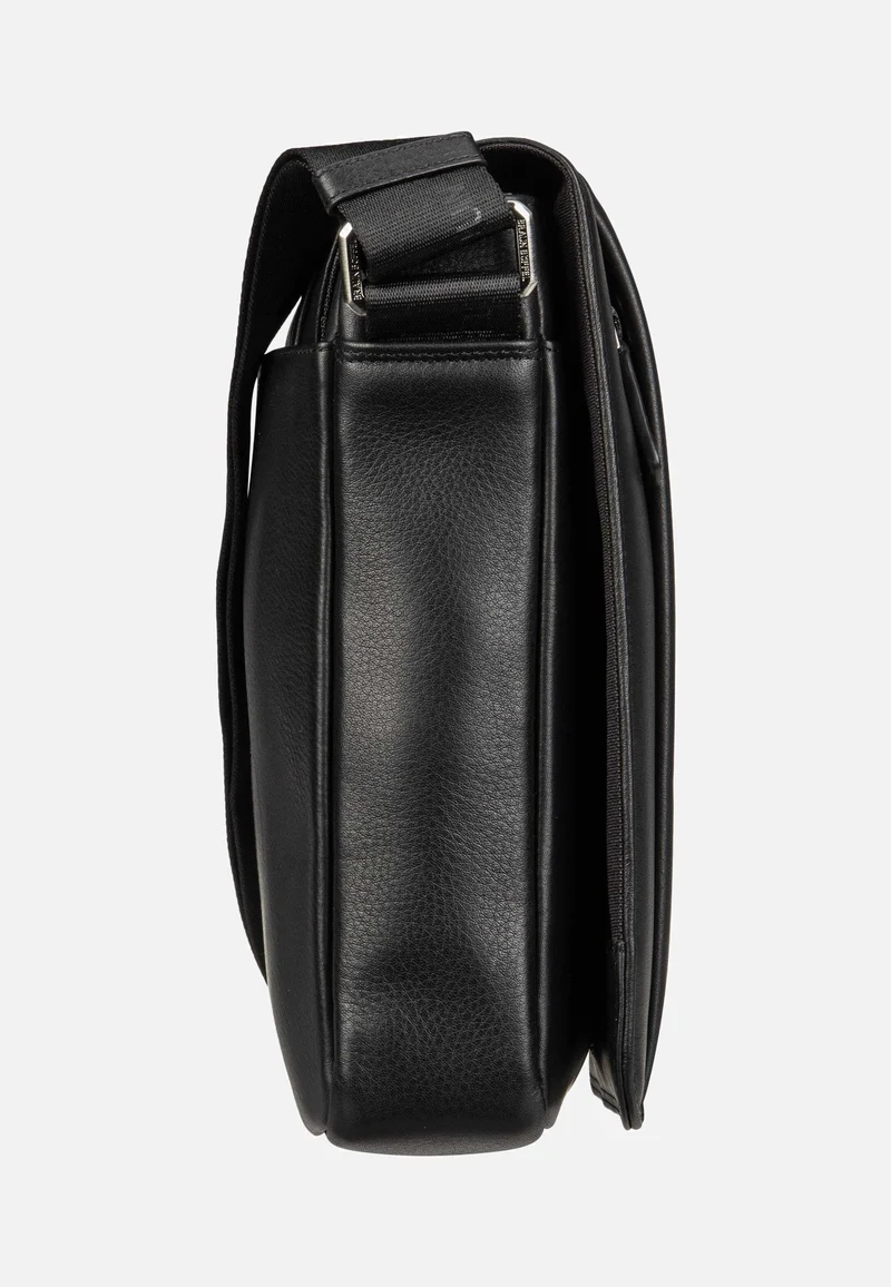 GOLF 3.0 XBody M Flap 90665 Schwarz - Crossbody Bag