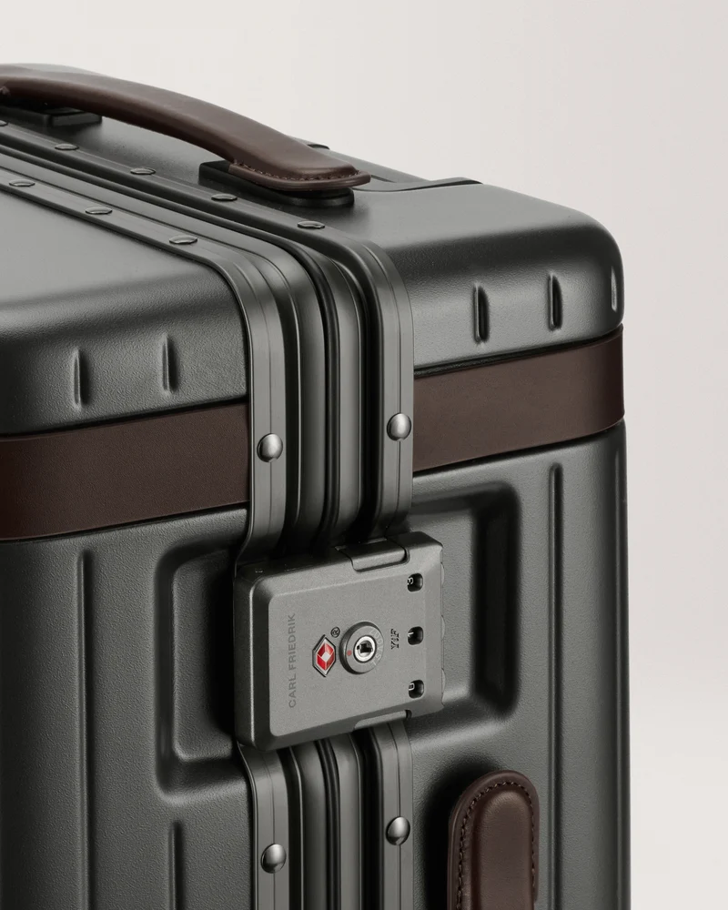 The Carry-on - Return