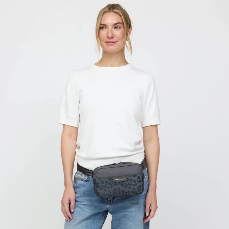 Kapten & Son Bergen Pro Crossbody Leo Dark Grey