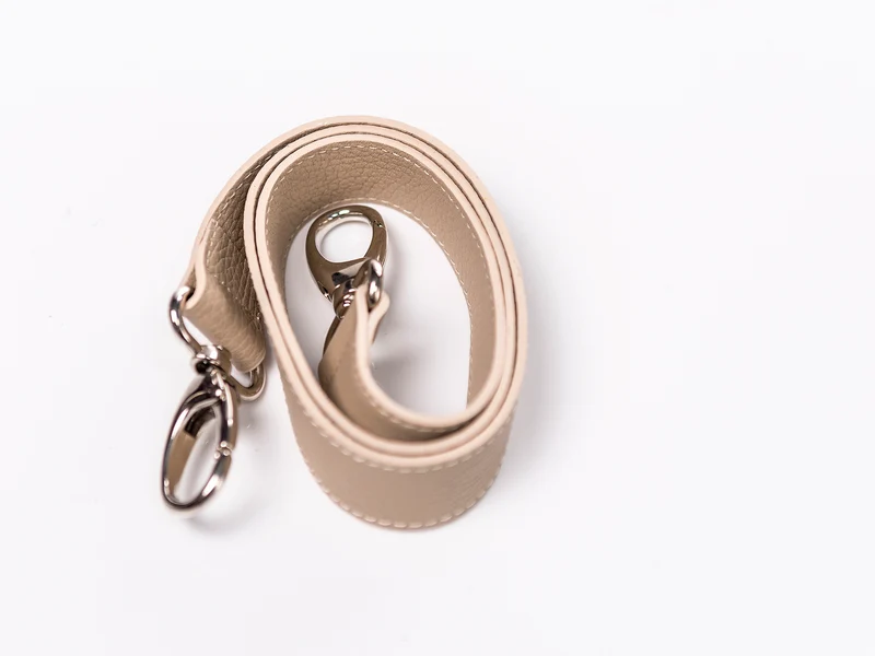 Loris No. 16 (beige) Swiss Made