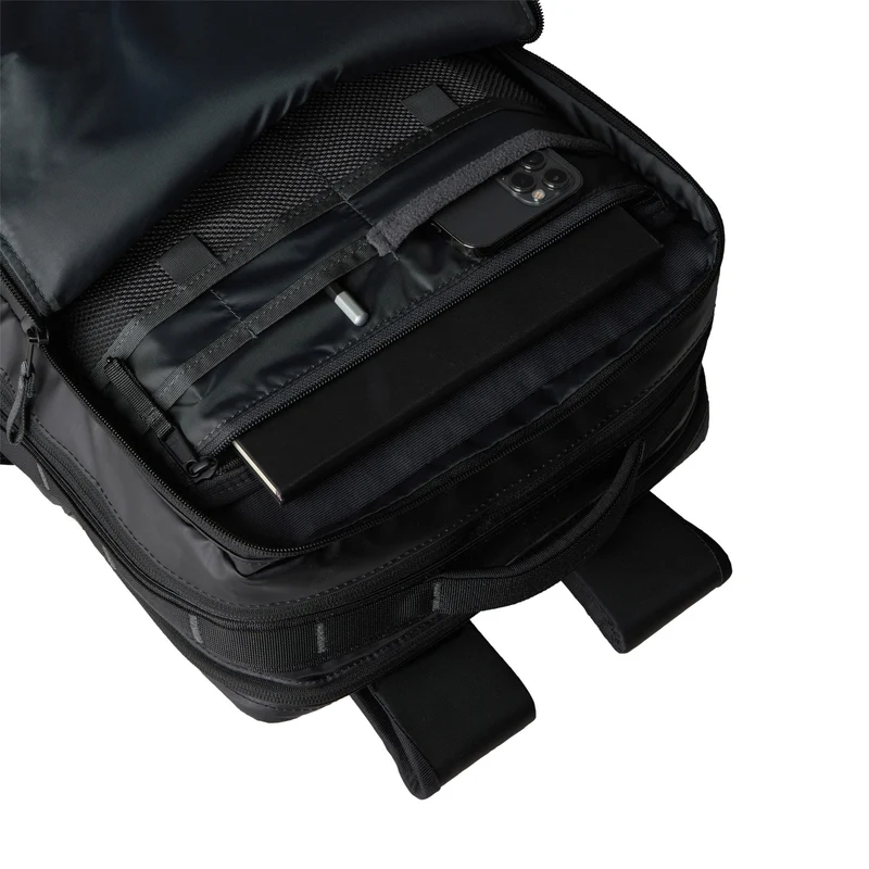 The North Face Base Camp Voyager Daypack- Rucksack 49 cm (tnf black/asphalt grey)