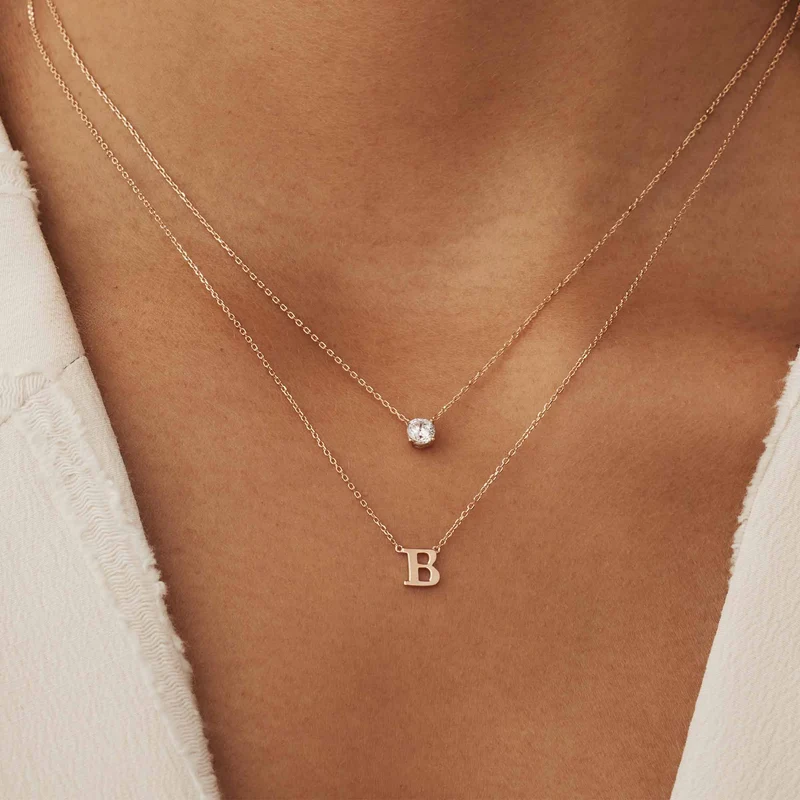 Isabel Bernard La Concorde Chloé 14 Karat | Roségold Initiale Halskette IB340062-A