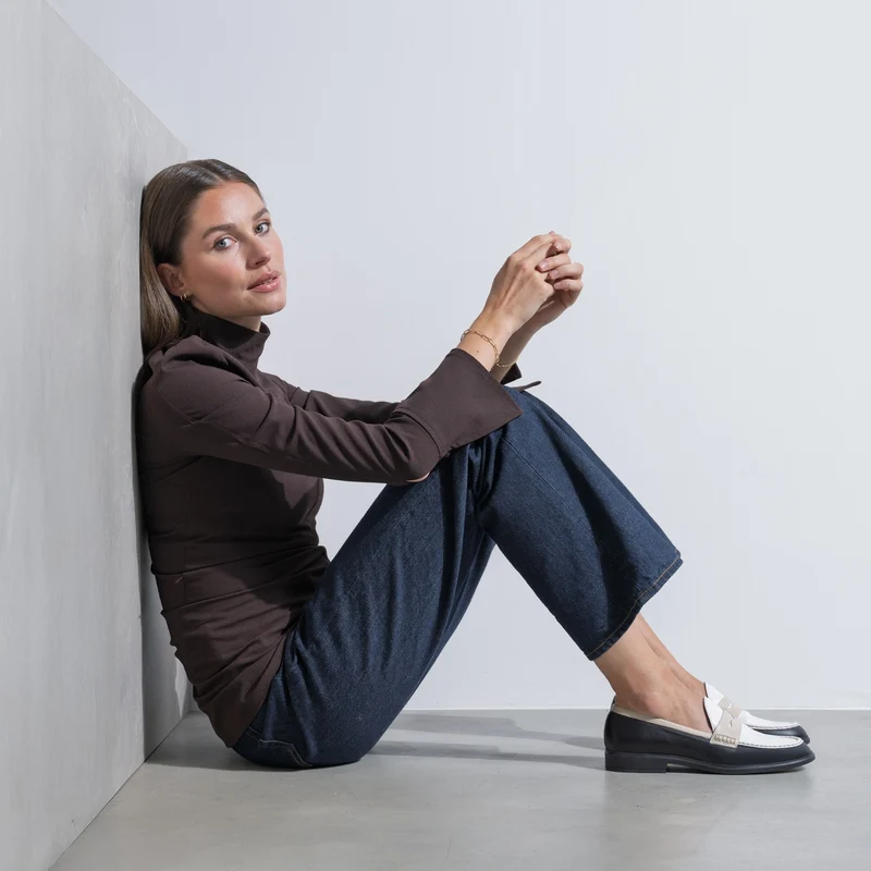 Isabel Bernard Vendôme Blandine Schwarz-Weiß Kalbsleder Loafers mit weißen Details IB51015-10170-36