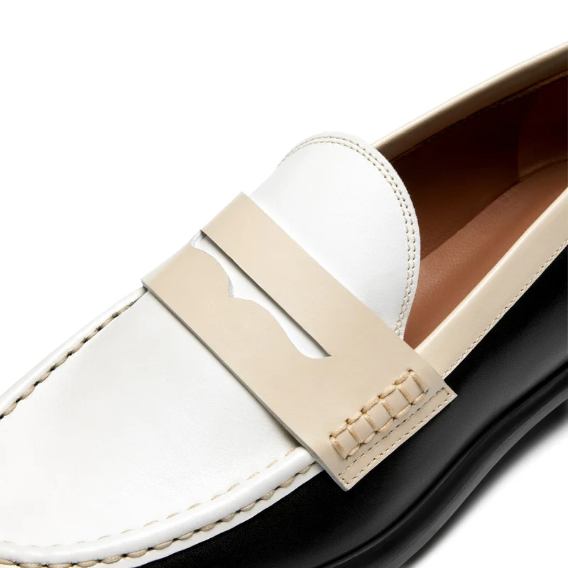 Isabel Bernard Vendôme Blandine Schwarz-Weiß Kalbsleder Loafers mit weißen Details IB51015-10170-36