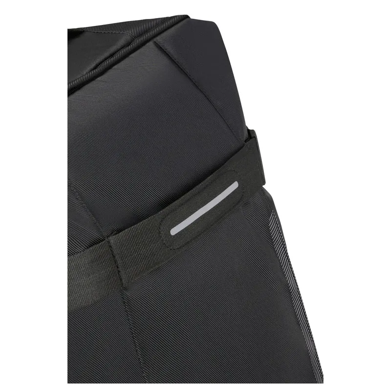 American Tourister Urban Track - Rollenreisetasche M 68 cm (schwarz)
