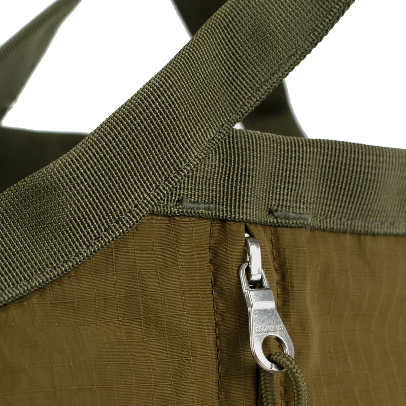 Sandqvist Grid Expandable - Umhängetasche erw. (olive)