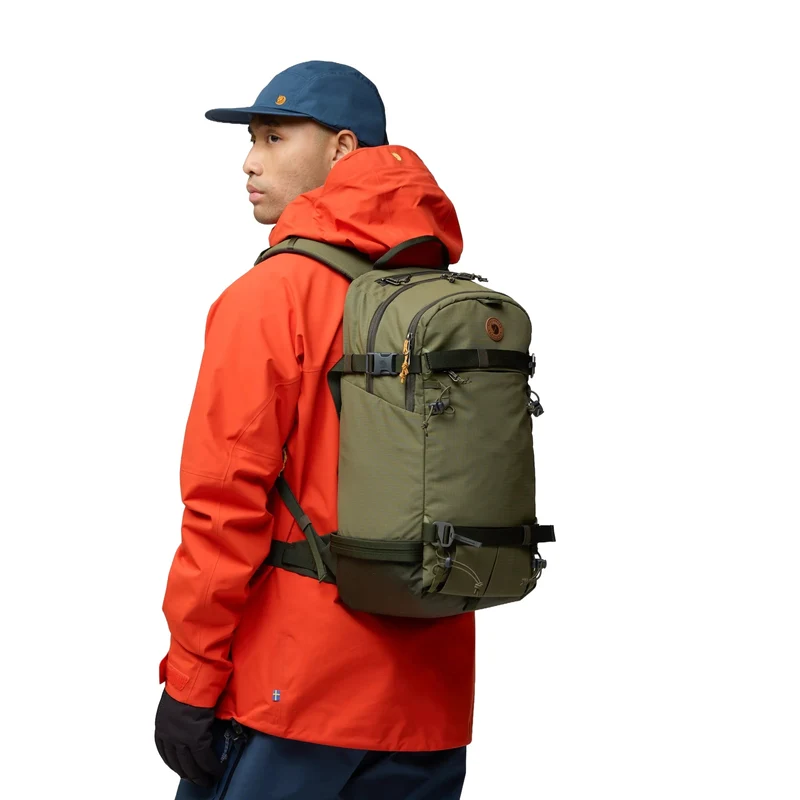 Fjällräven Bergtagen Touring 22 - Skirucksack 52 cm (laurel green/deep forest)
