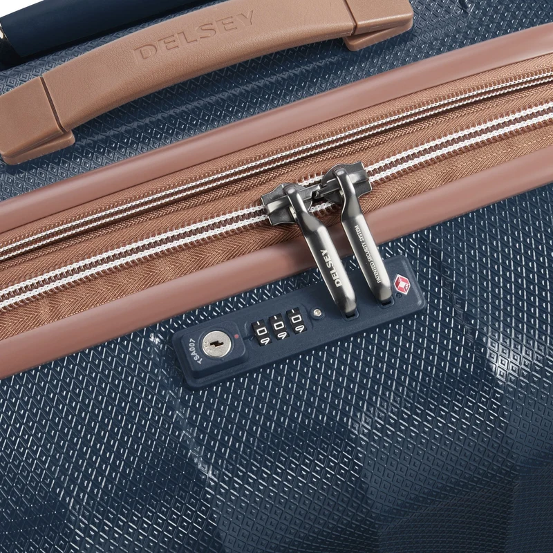 Delsey Paris Carrousel - 4-Rollen-Trolley 67 cm erw. (marineblau)