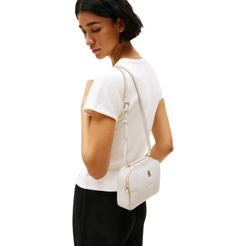 Tommy Hilfiger Feminine Camera - Umhängetasche 20 cm (ivory petal)