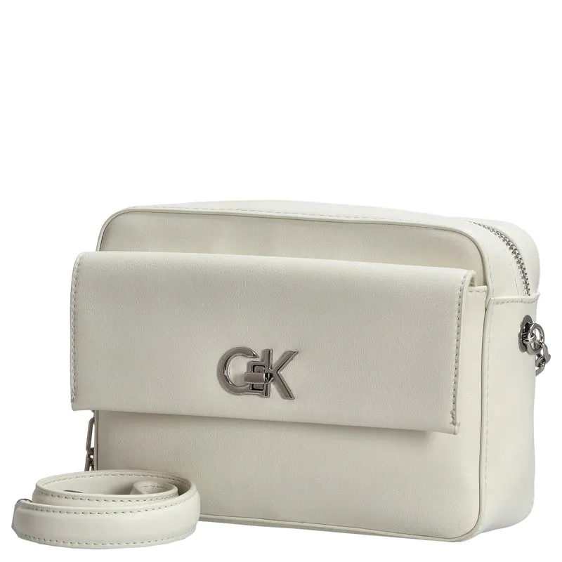 Calvin Klein CK Re-Lock - Umhängetasche 22 cm (lily white)
