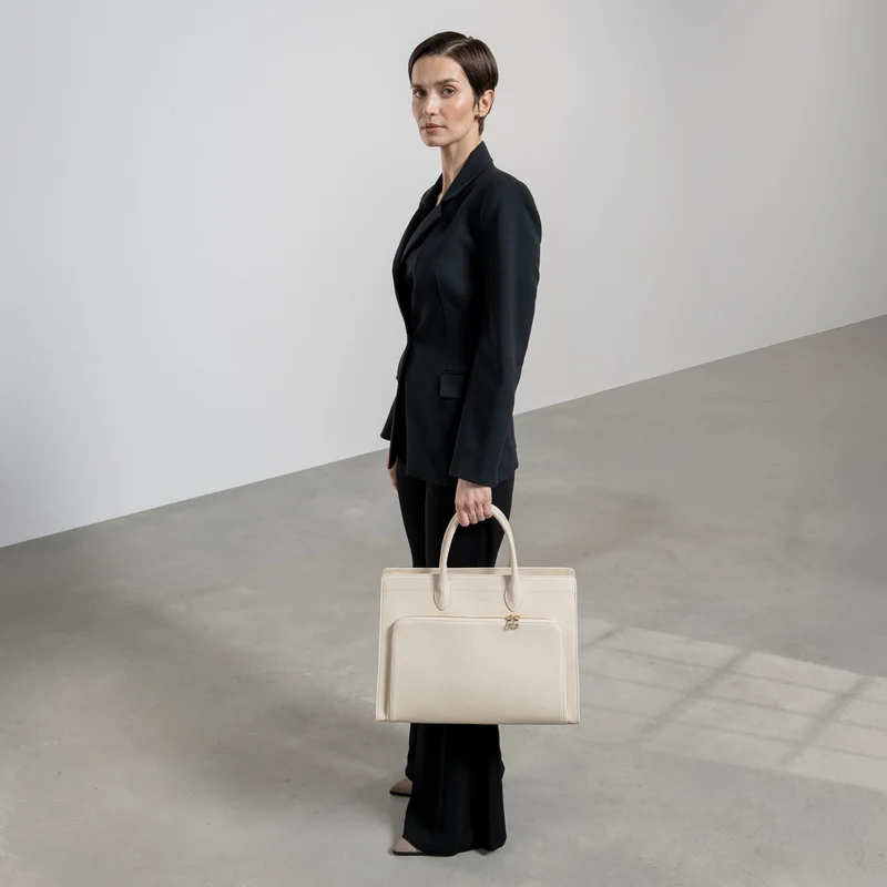 Isabel Bernard Honoré Nadine Creme Kalbsleder Handtasche IB25052