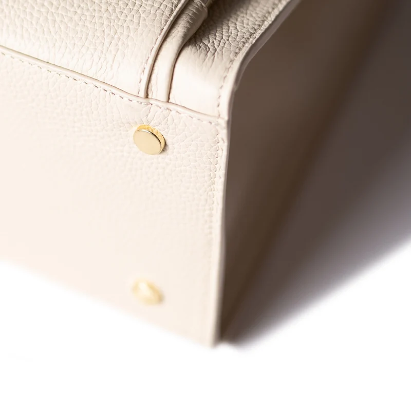 Isabel Bernard Honoré Nadine Creme Kalbsleder Handtasche IB25052