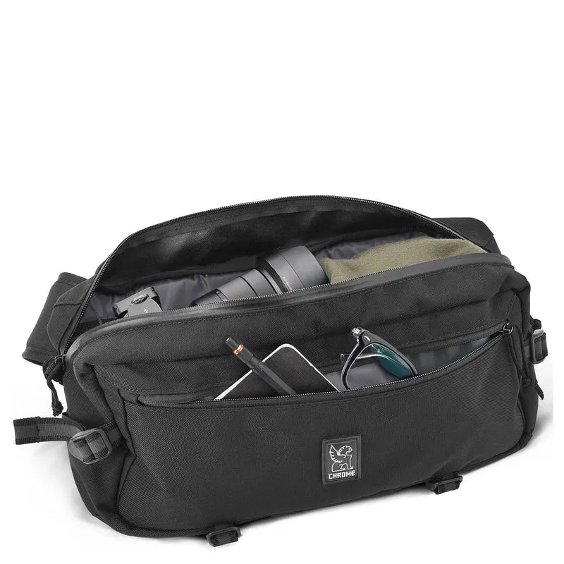 Chrome Kadet Nylon 9 - Umhängetasche 43 cm (black)