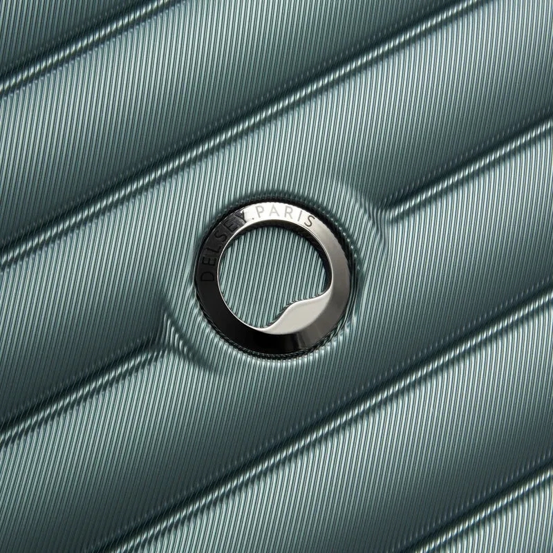 Delsey Paris Shadow 5.0 - 4-Rollen-Kabinentrolley USB 55 cm (grün)