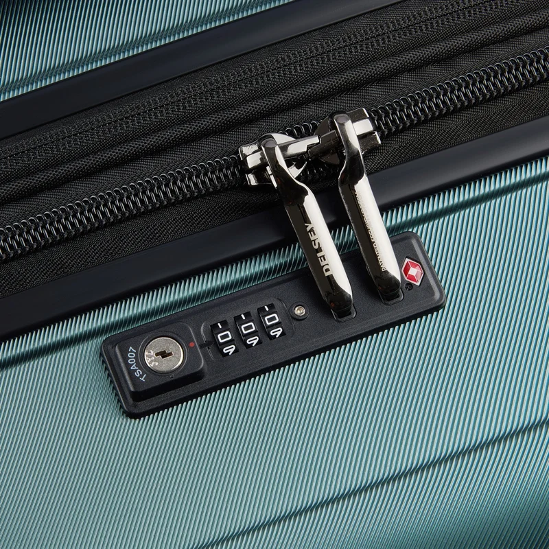 Delsey Paris Shadow 5.0 - 4-Rollen-Trolley 82 cm erw. (grün)
