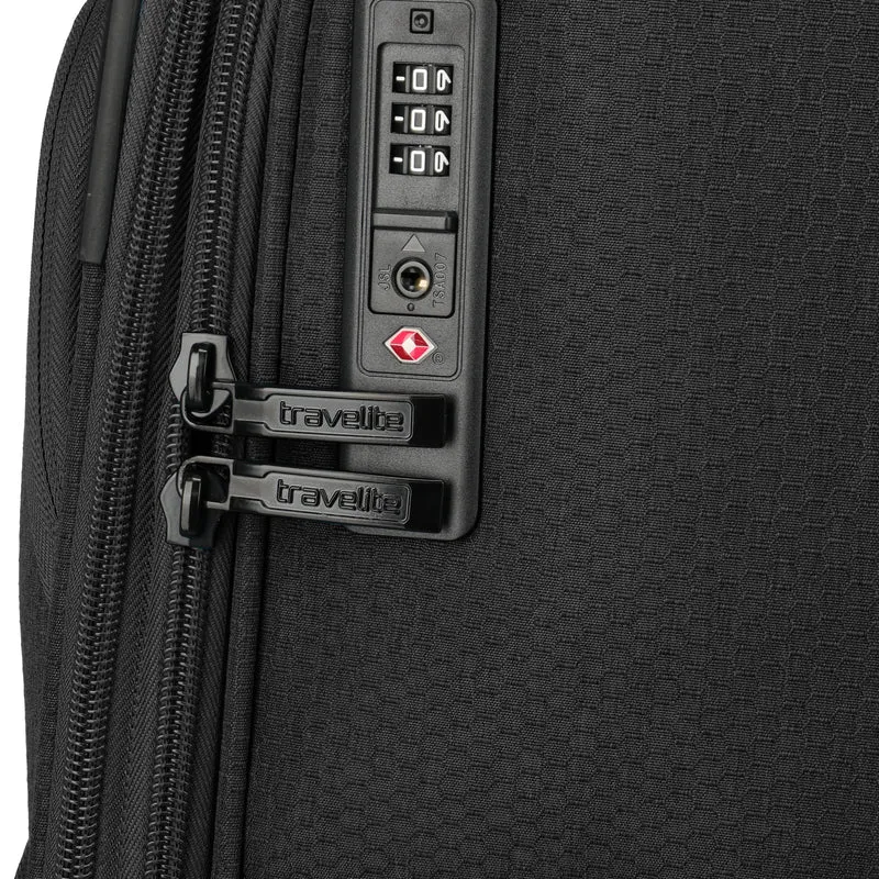 Travelite Kick Off - 4-Rollen-Trolley M 67 cm erw. (black)