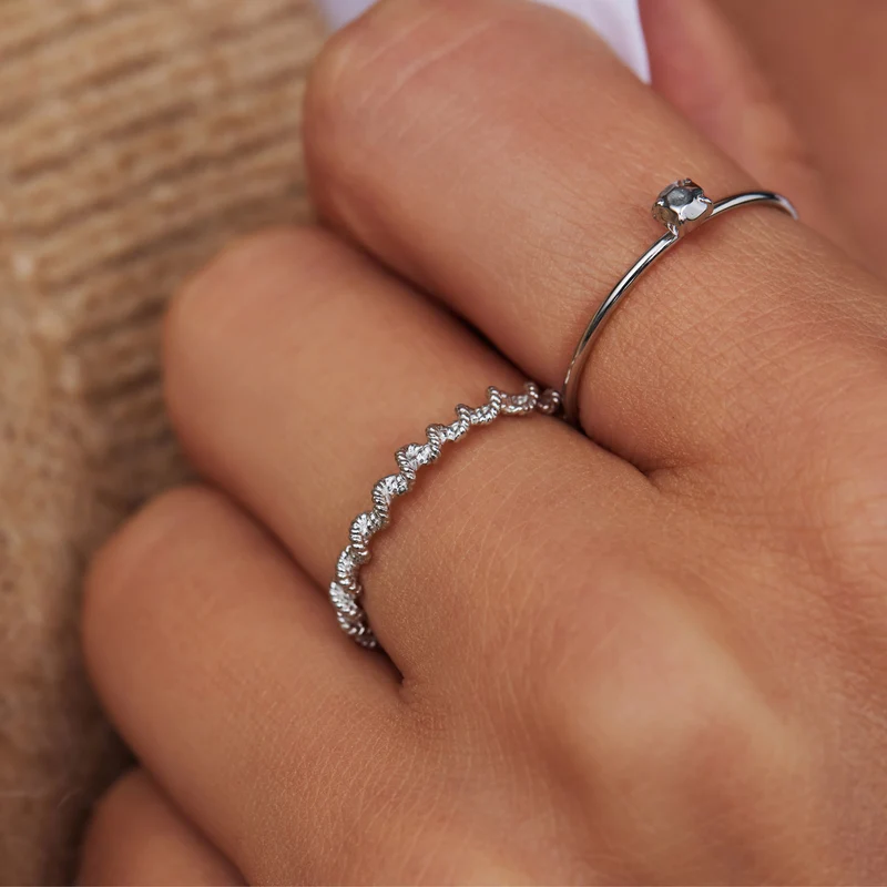 Violet Hamden Sisterhood Lunar 925 Sterling Silberner Gedrehter Ring VH33005-50