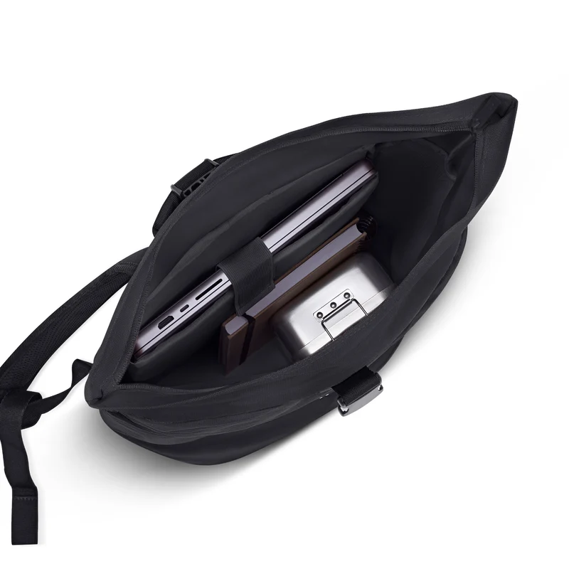 Johnny Urban Luca Medium - Rolltop Backpack 42 cm (black)