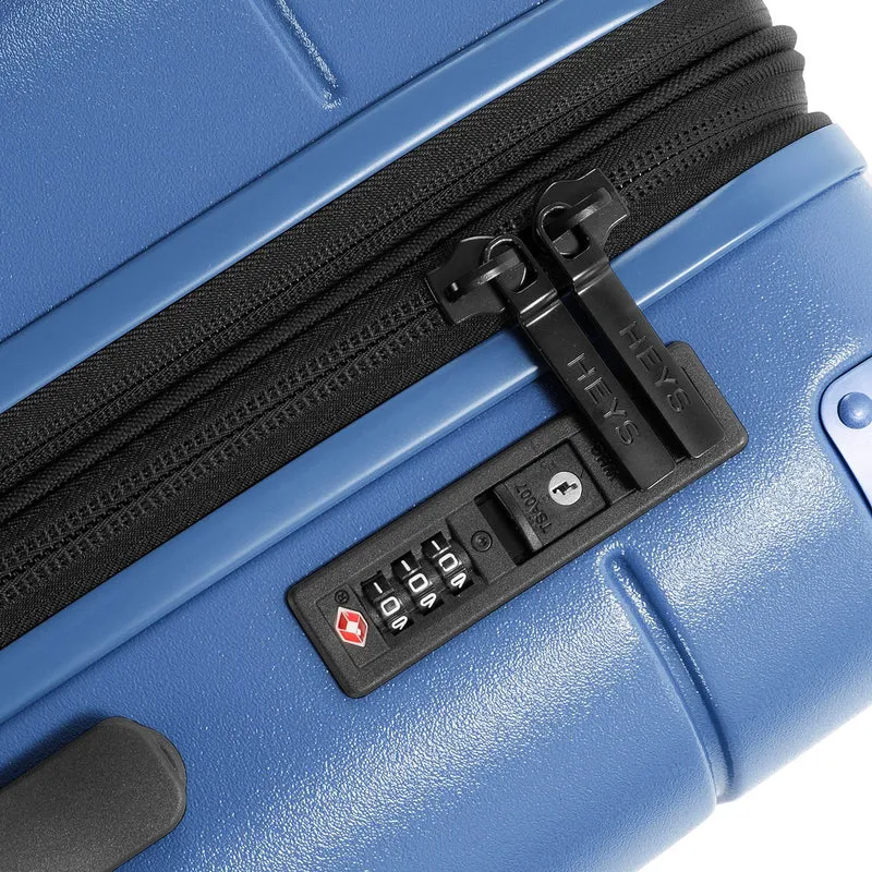 Heys Zen - 4-Rollen-Trolley M 66 cm erw. (royal blue)